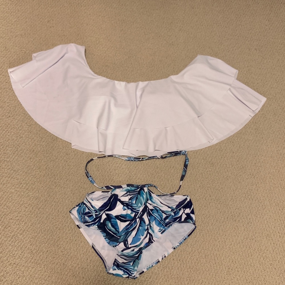Brand New Bikini (top and bottom)